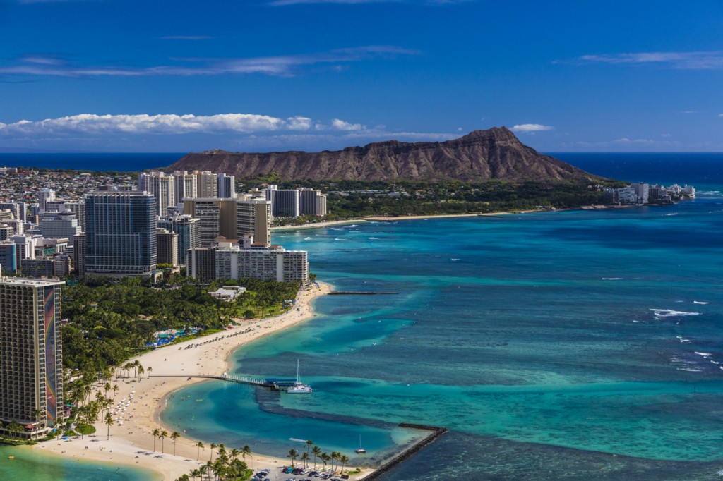 Play in Honolulu and on Waikiki Beach, Oahu
